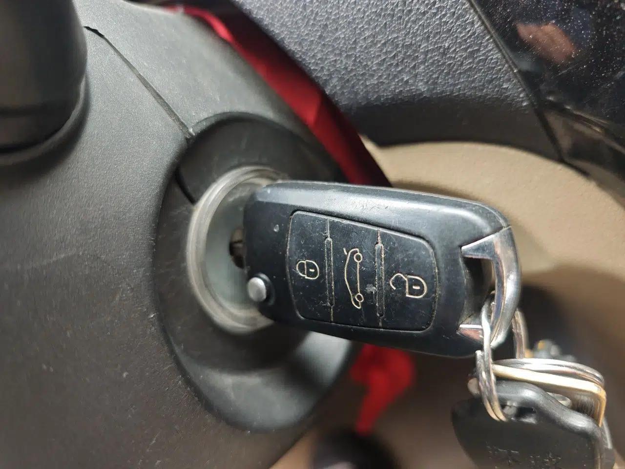 Great Wall C30 2013 1.5L Manual Luxury Model — миниатюра 9