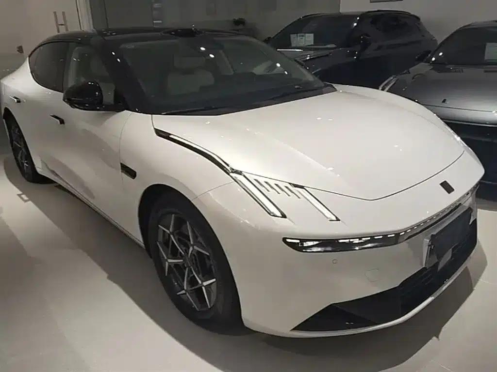 Lynk & Co 10 2025 Model 120 AWD Ultra — миниатюра 4
