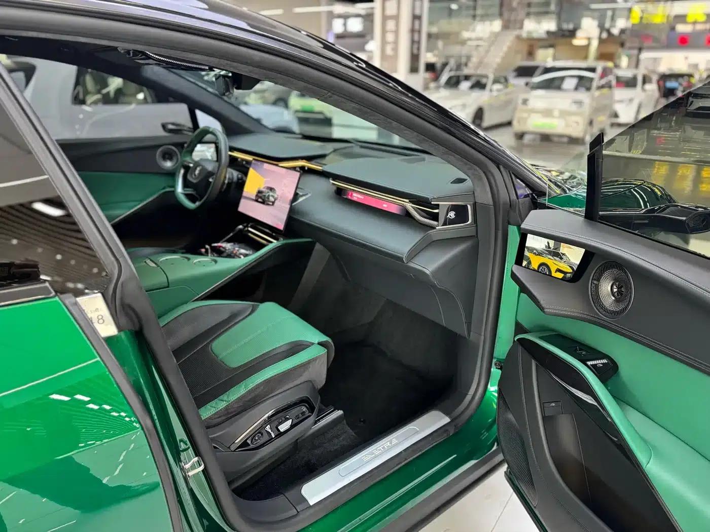 2023 ELETRE S+ — миниатюра 14