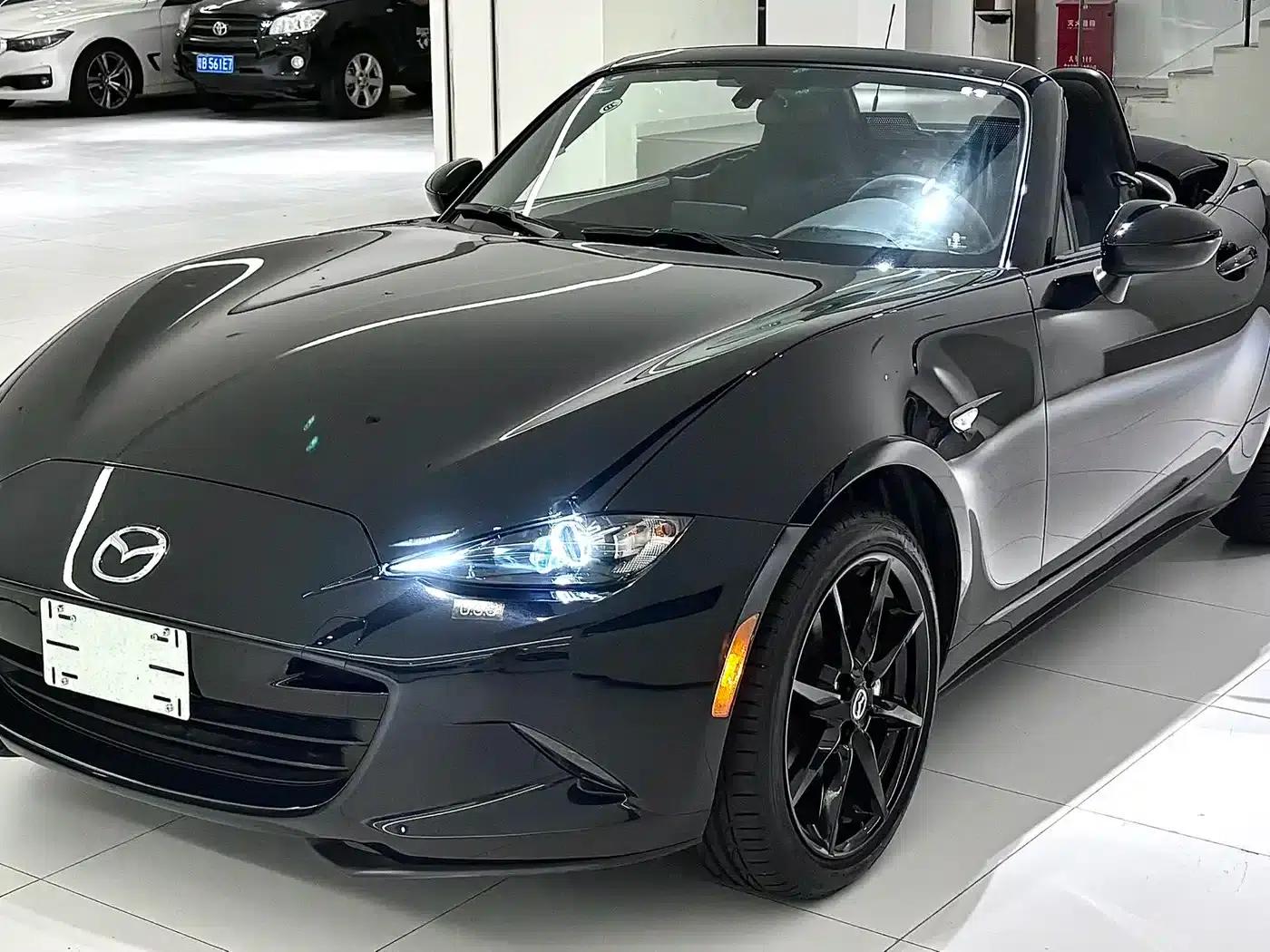 Mazda MX-5 2022 2.0L Manual — миниатюра 1