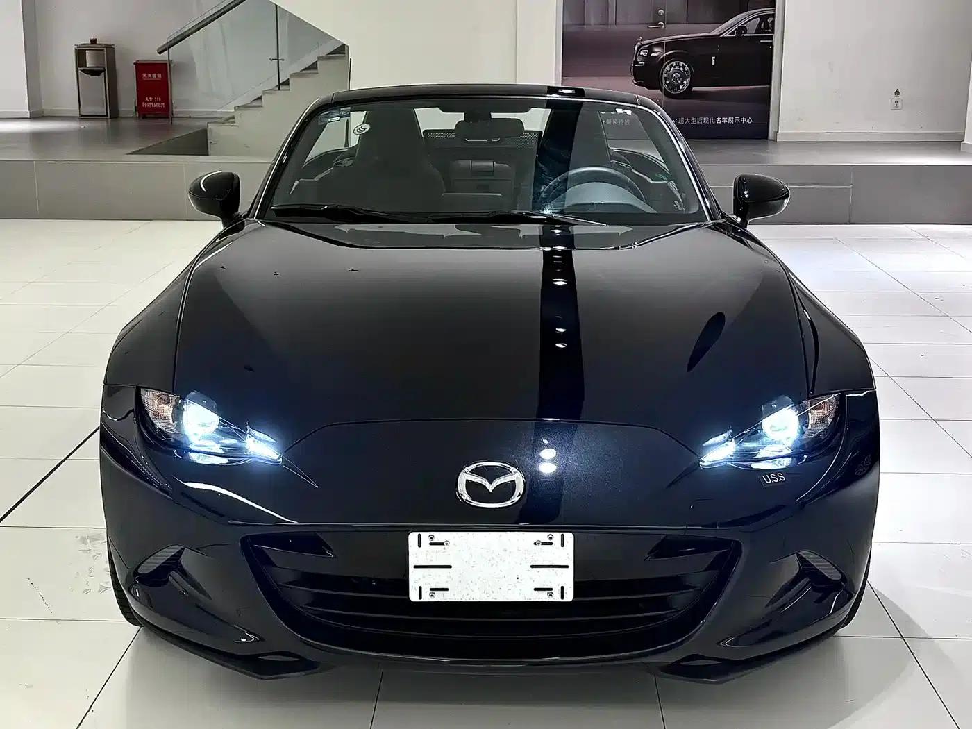 Mazda MX-5 2022 2.0L Manual — миниатюра 2
