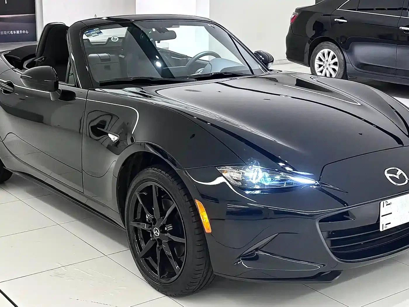 Mazda MX-5 2022 2.0L Manual — миниатюра 3