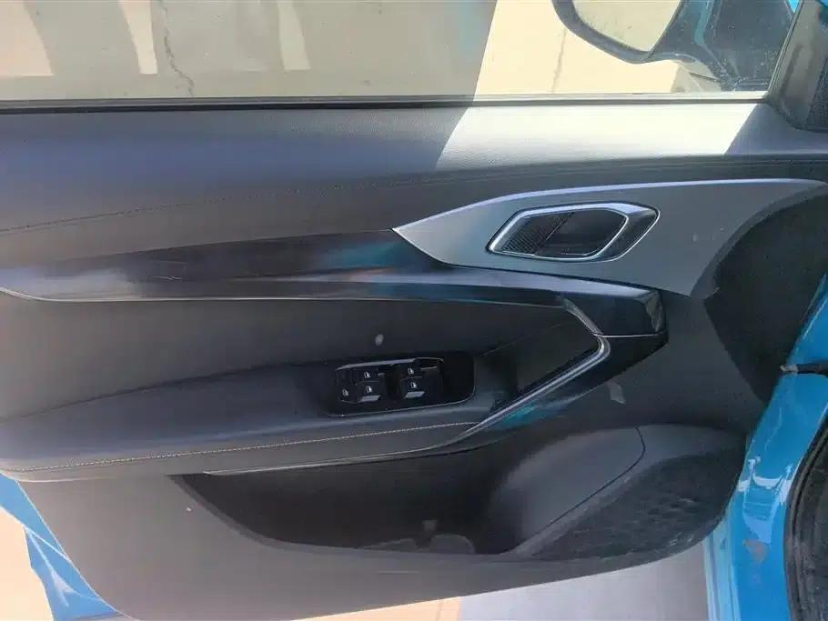 MG ONE 2022 α-Smart Sports Series 1.5T Standard Edition — миниатюра 7