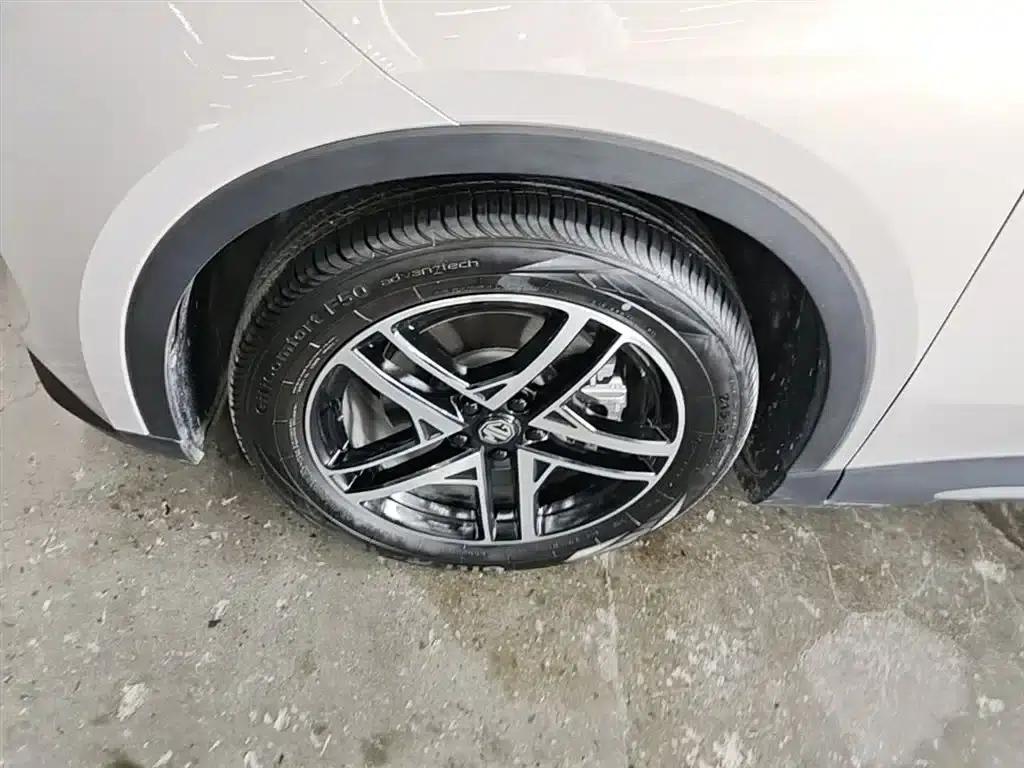 MG ES5 2025 525max Rear-Wheel Drive Intelligent Driving Edition — миниатюра 23