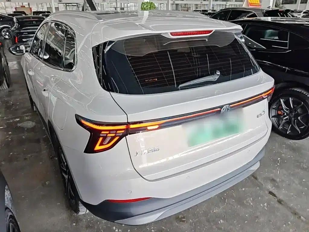MG ES5 2025 525max Rear-Wheel Drive Intelligent Driving Edition — миниатюра 5