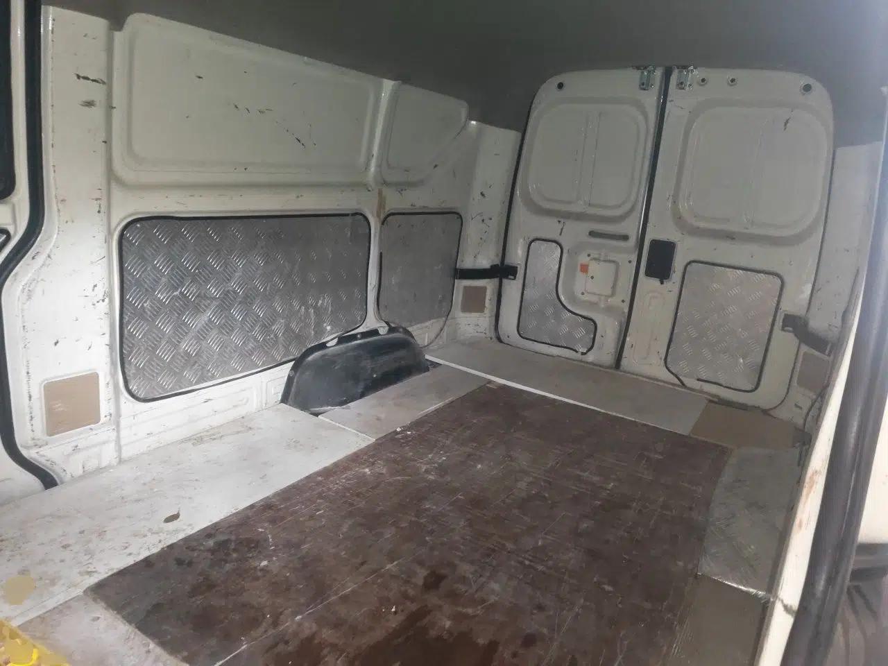 CHANGAN KUAYUE Xing V7 2022 1.6L Gasoline Comfort Version 2-Seat Dual-Side Doors DAM16KR — миниатюра 18