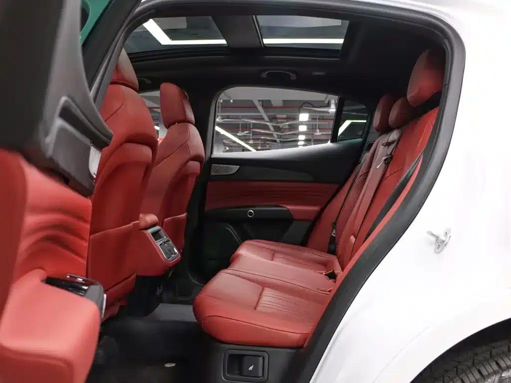 2023 Grecale 2.0T GT — миниатюра 20