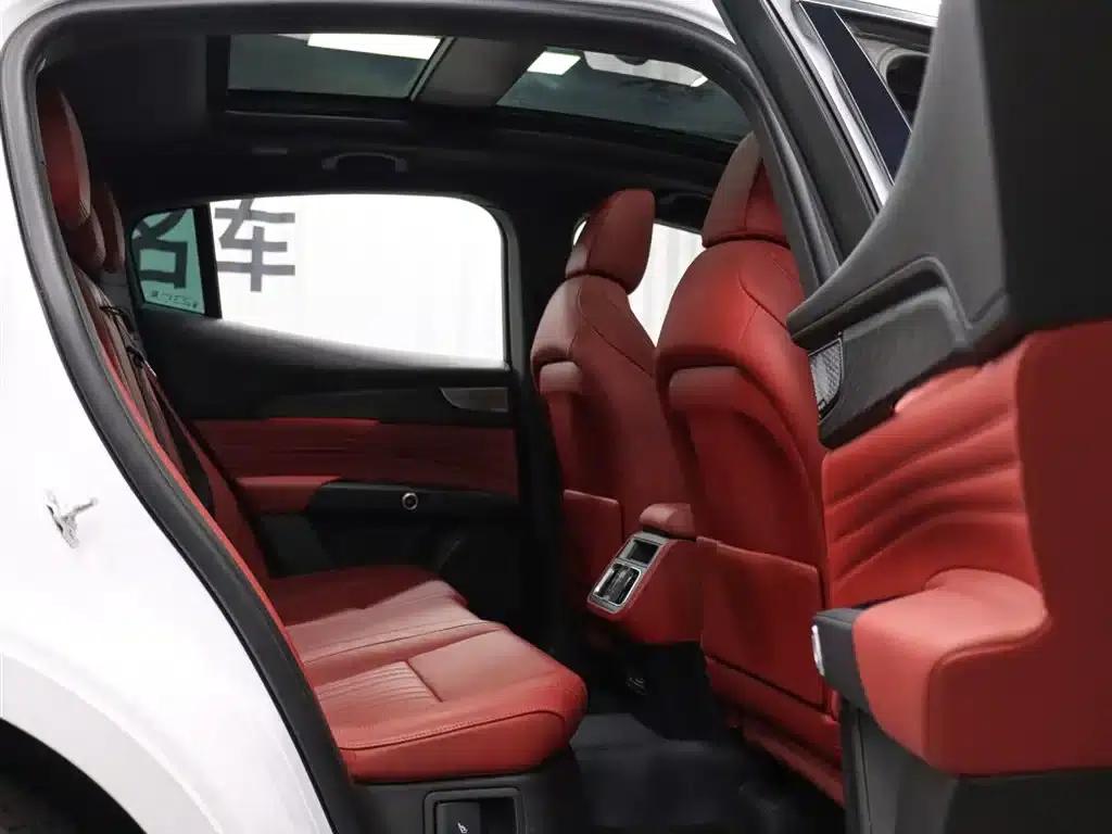 2023 Grecale 2.0T GT — миниатюра 22