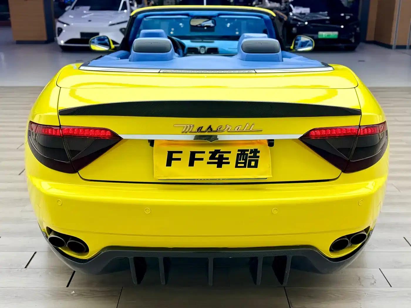 2012 GranCabrio 4.7L Sport — миниатюра 13
