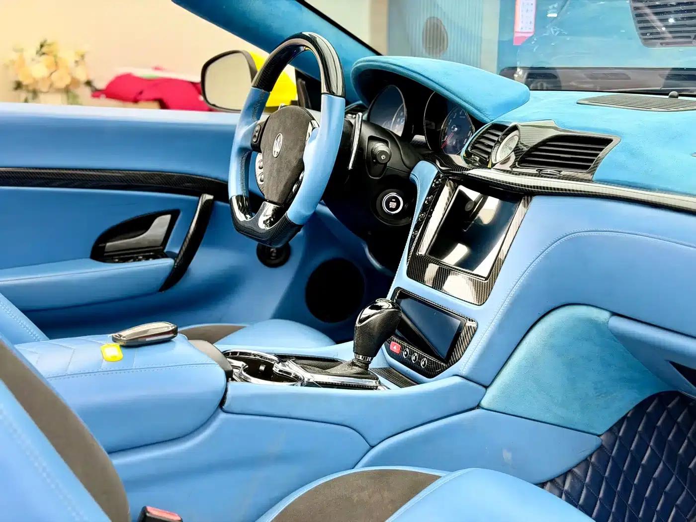 2012 GranCabrio 4.7L Sport — миниатюра 16
