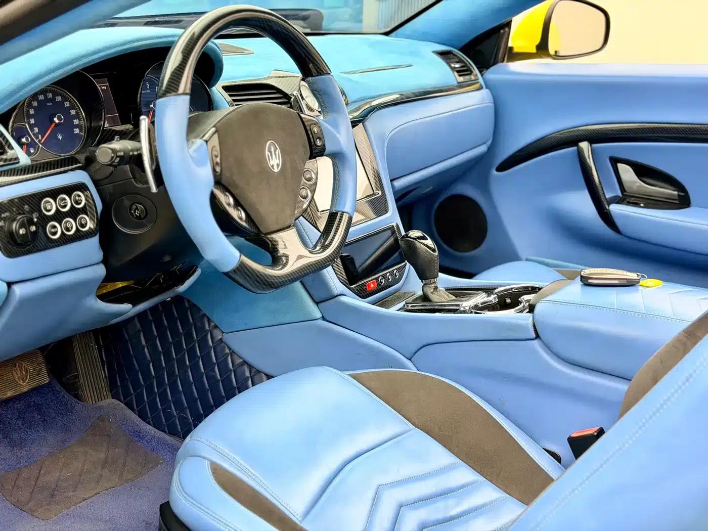 2012 GranCabrio 4.7L Sport — миниатюра 18