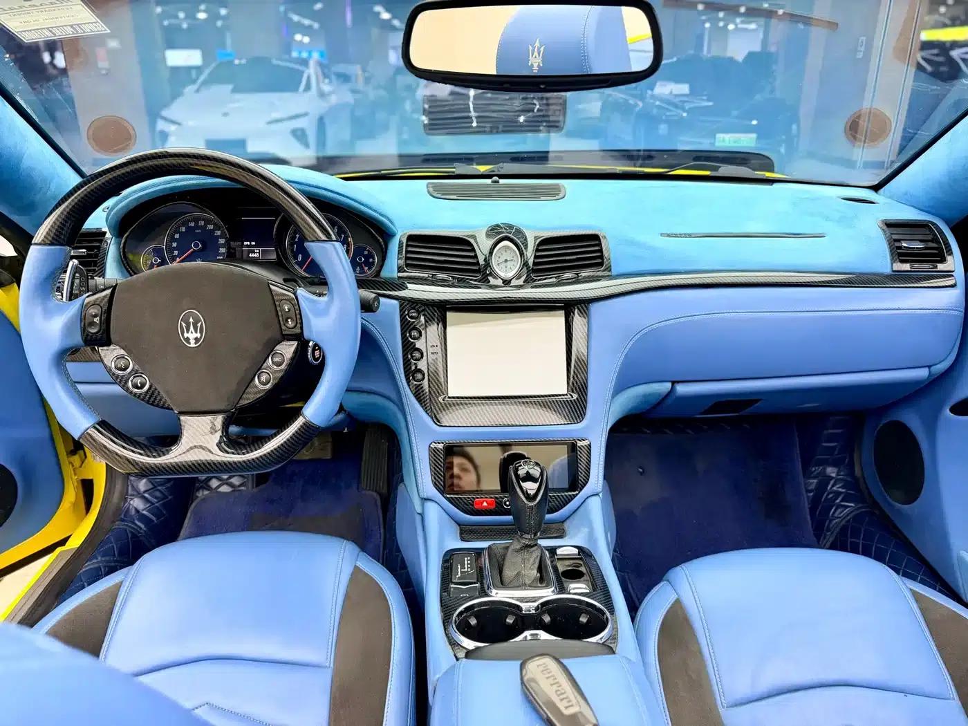 2012 GranCabrio 4.7L Sport — миниатюра 19