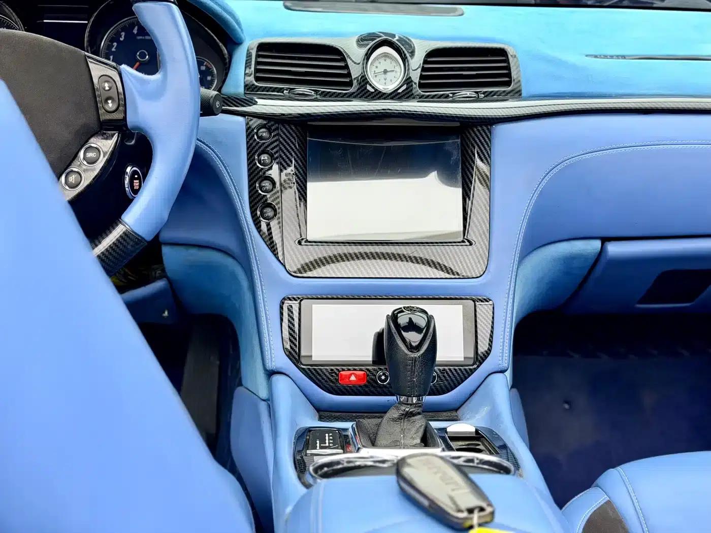 2012 GranCabrio 4.7L Sport — миниатюра 26