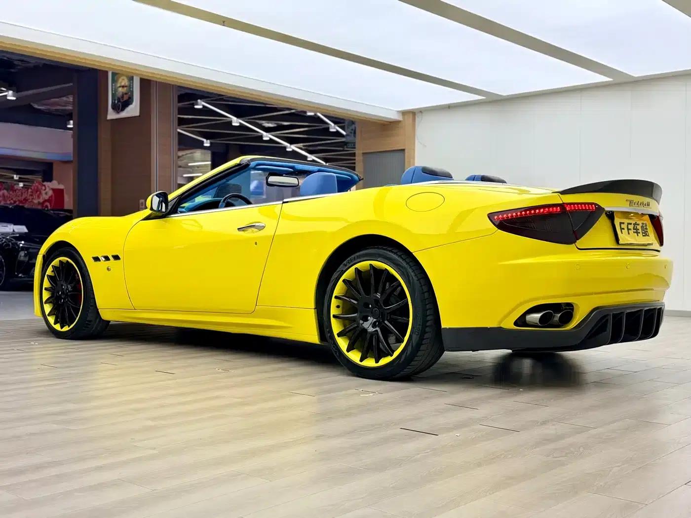 2012 GranCabrio 4.7L Sport — миниатюра 6