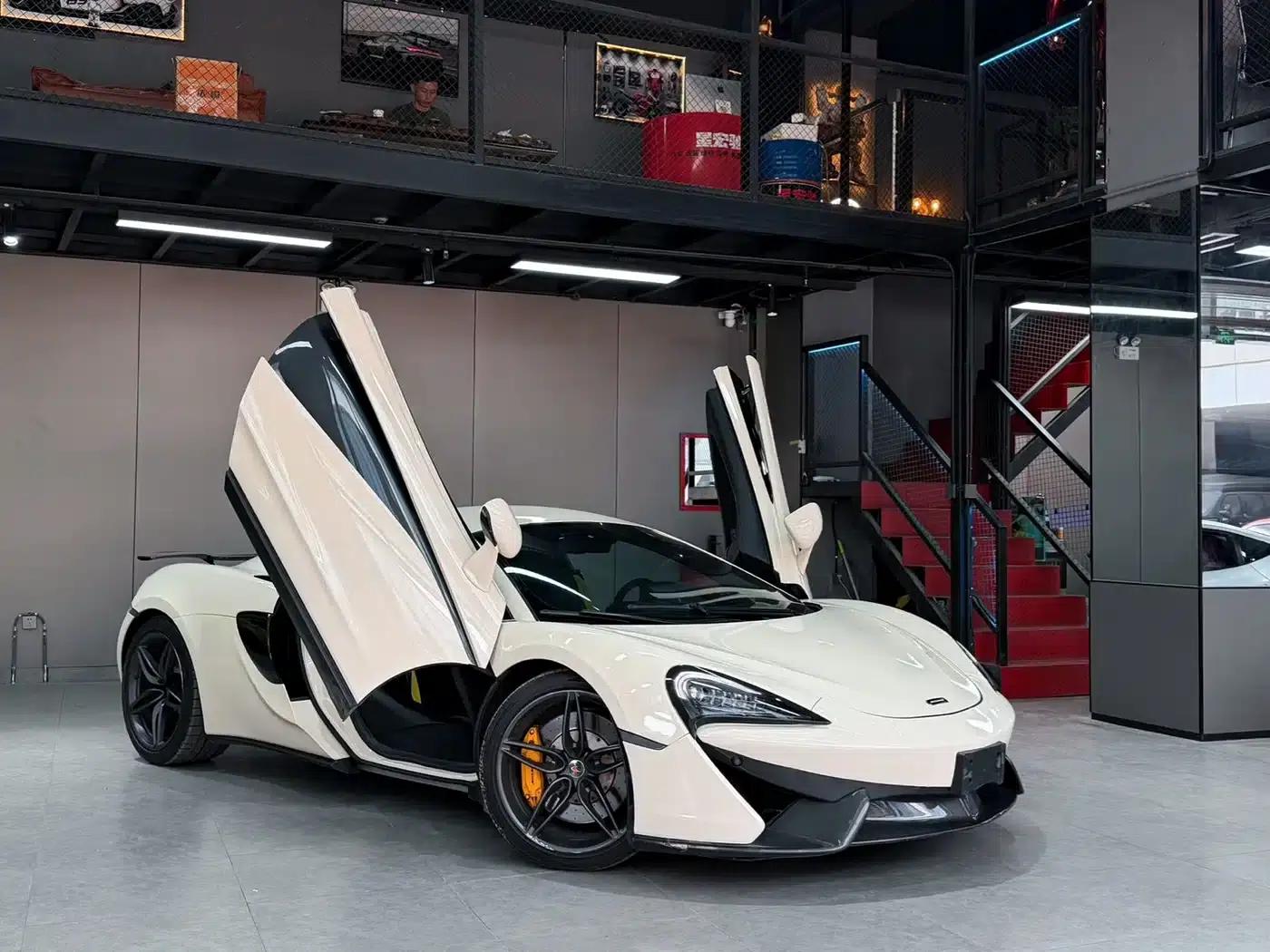 McLaren 540C 2019 3.8T Coupe — миниатюра 5
