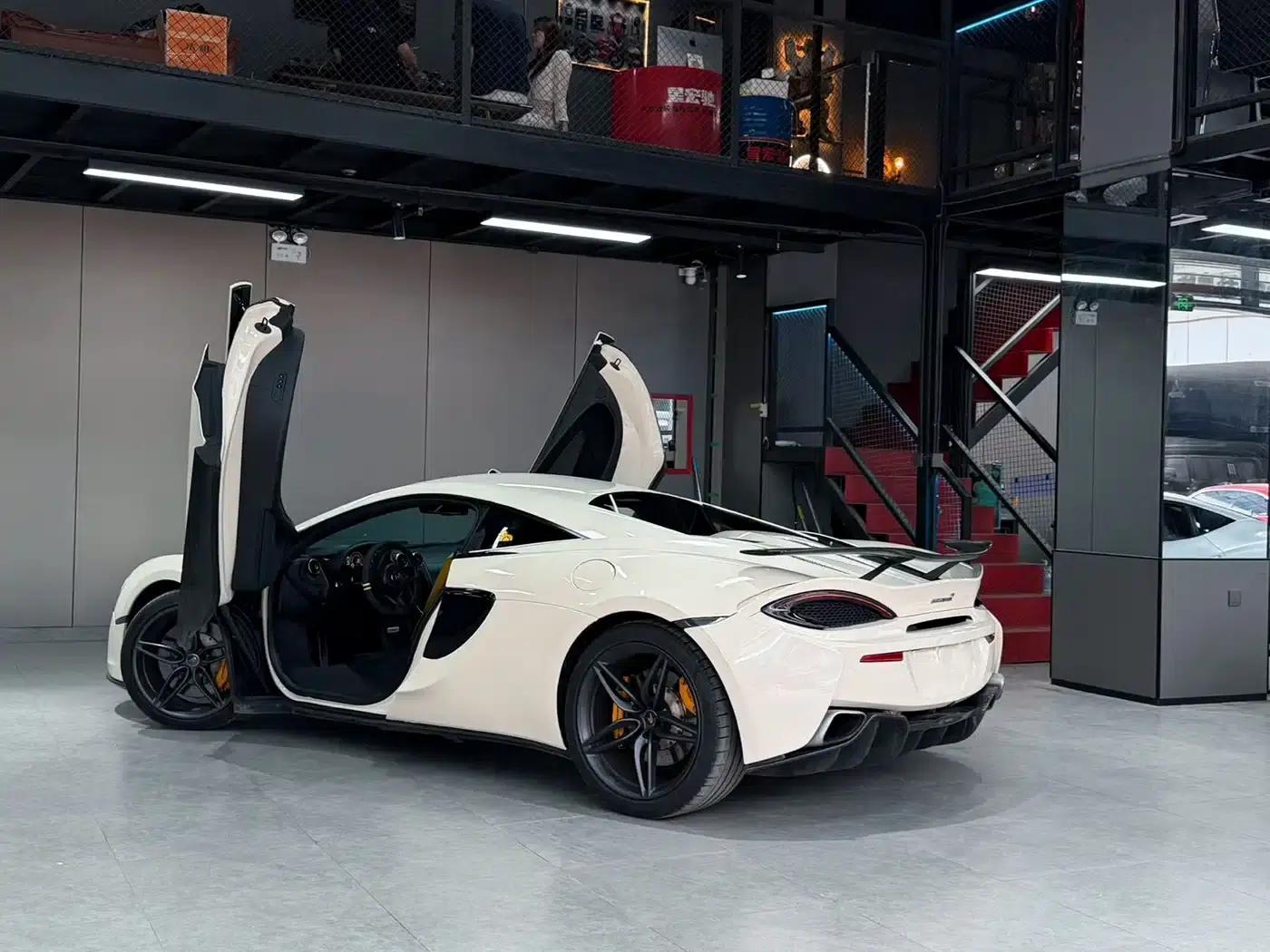 McLaren 540C 2019 3.8T Coupe — миниатюра 7