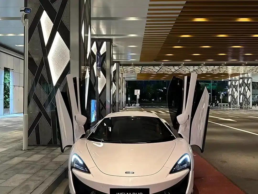 McLaren 540C 2015 3.8T Coupe — миниатюра 2
