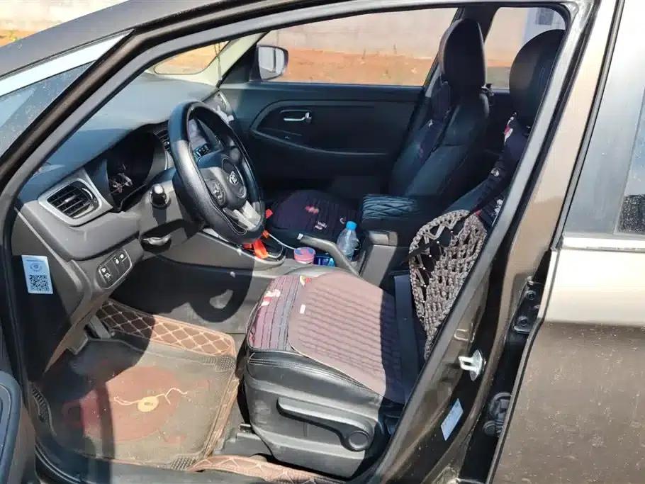 Carens 2013 2.0L 5-seater Automatic Standard Edition (National V Emission Standard) — миниатюра 9