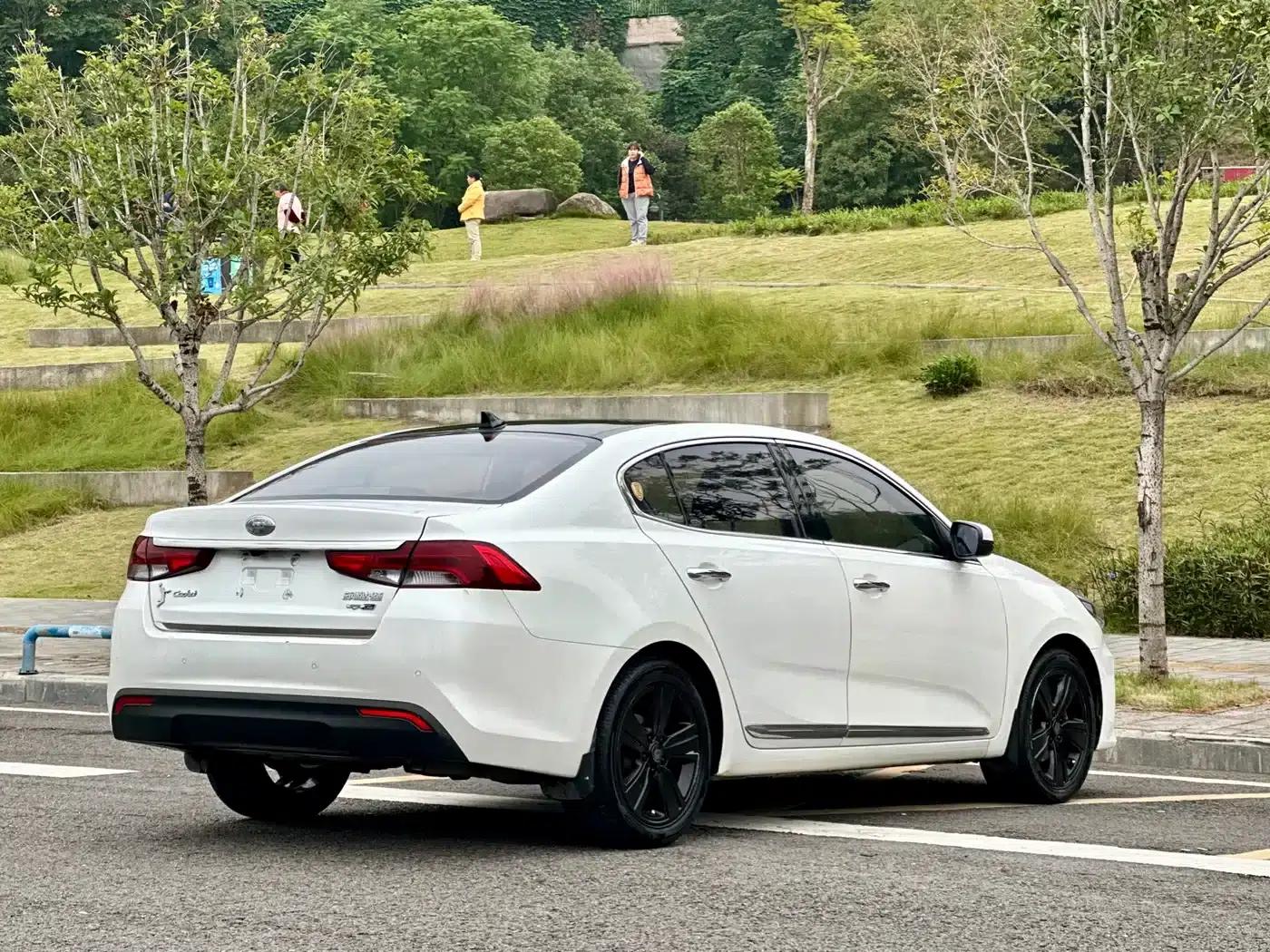 K5 2017 1.8L Automatic GLS — миниатюра 12