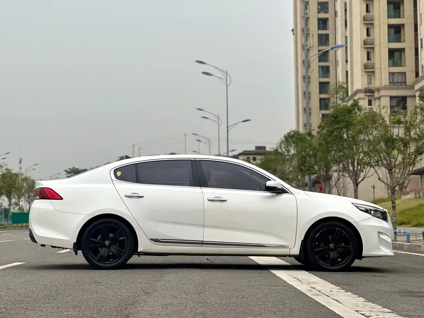 K5 2017 1.8L Automatic GLS — миниатюра 14