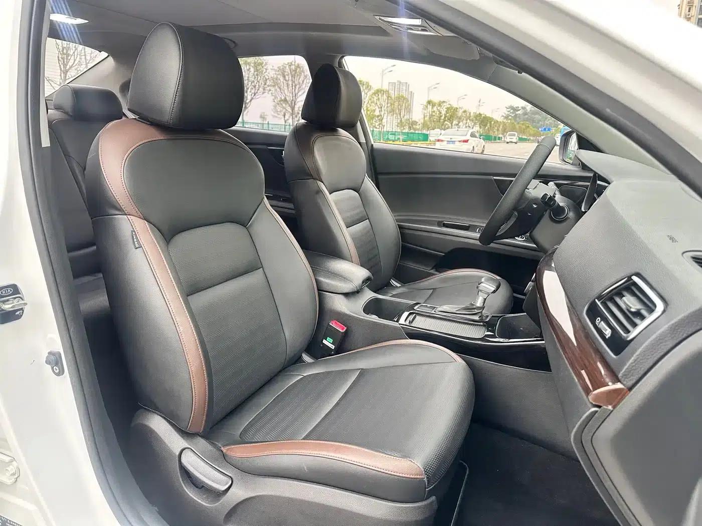 K5 2017 1.8L Automatic GLS — миниатюра 23