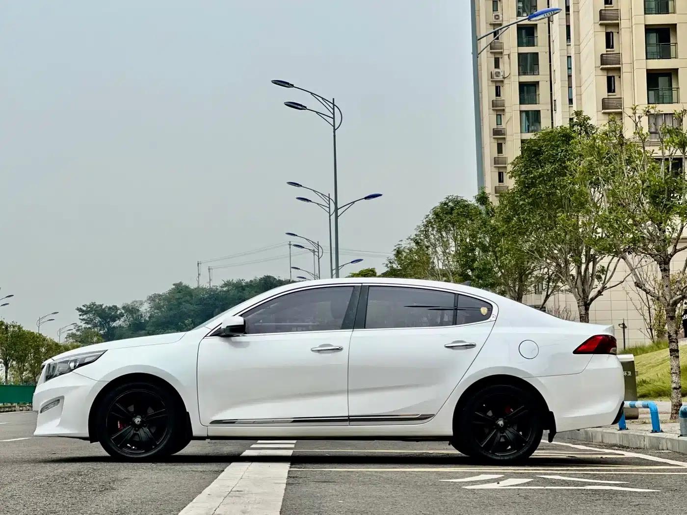 K5 2017 1.8L Automatic GLS — миниатюра 6