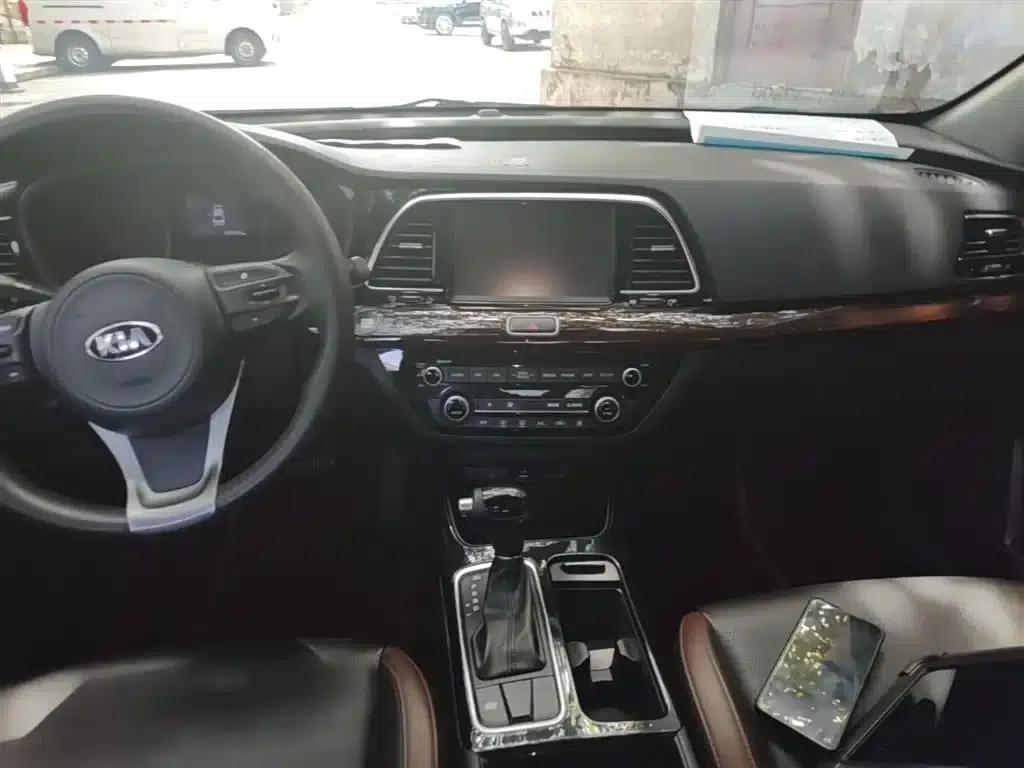 K5 2017 1.8L Automatic GLS — миниатюра 13