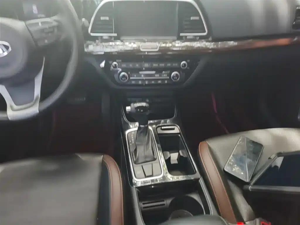 K5 2017 1.8L Automatic GLS — миниатюра 14