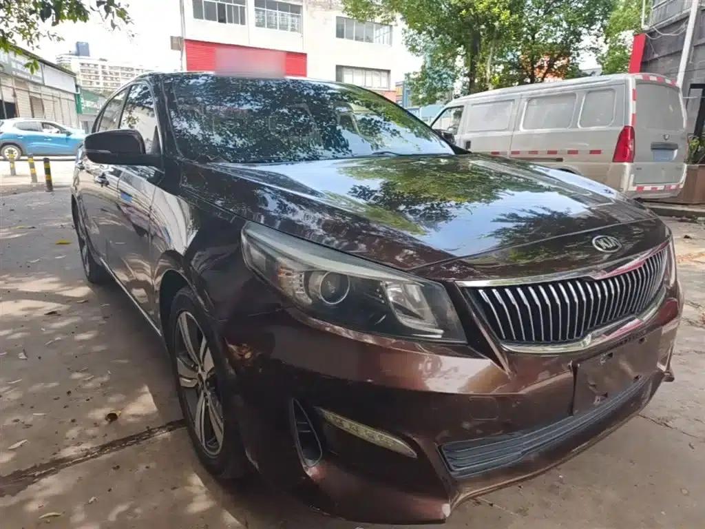 K5 2017 1.8L Automatic GLS — миниатюра 4