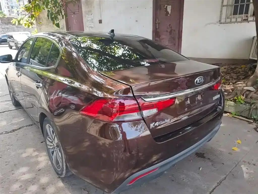 K5 2017 1.8L Automatic GLS — миниатюра 5