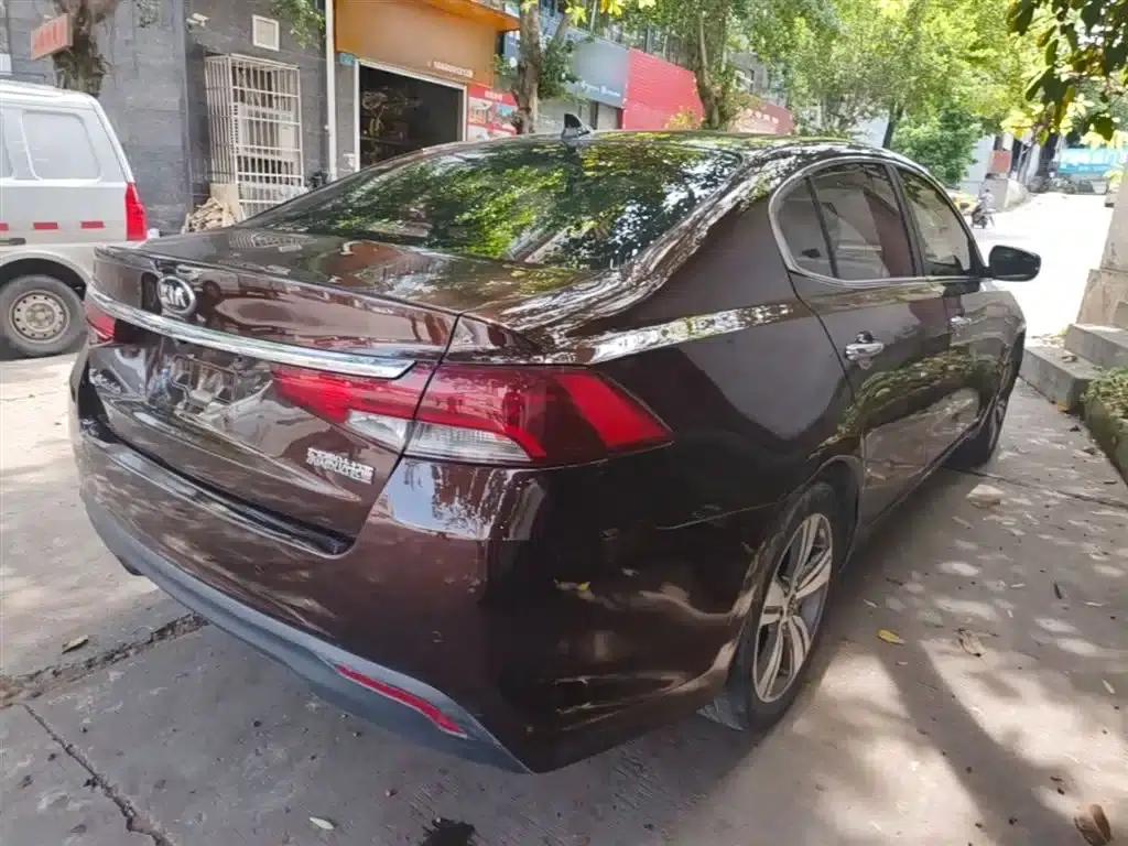 K5 2017 1.8L Automatic GLS — миниатюра 7