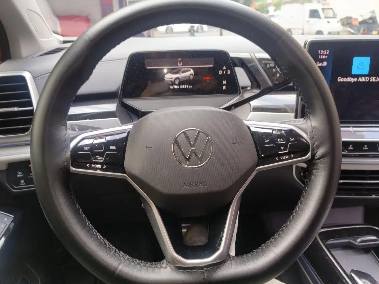 Volkswagen ID.6 CROZZ 2021 Long-Range PRO Edition — миниатюра 11