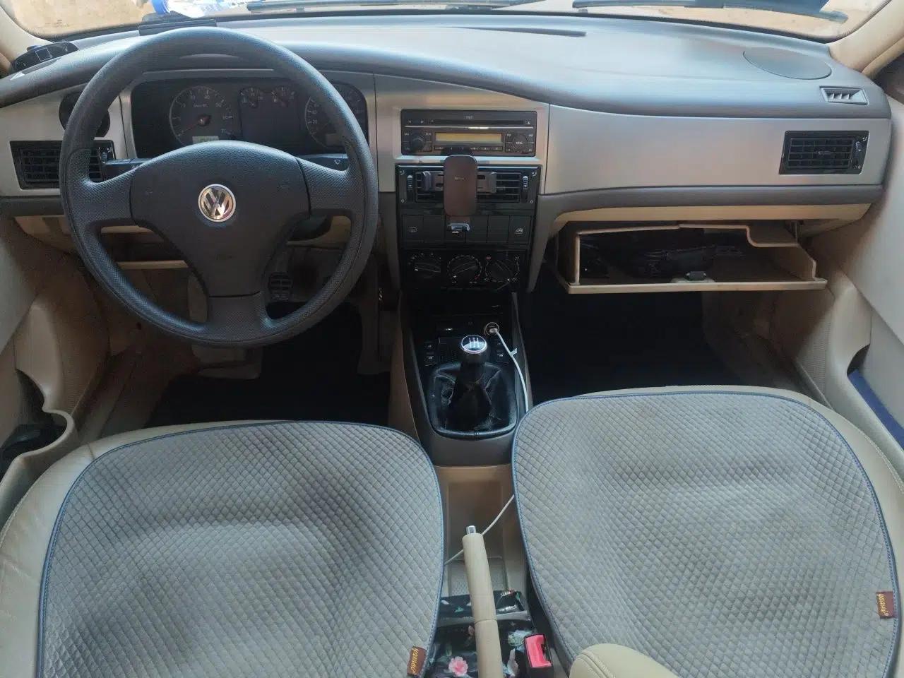 Volkswagen Santana Vista 2008 1.8L Manual Sishang Model — миниатюра 10
