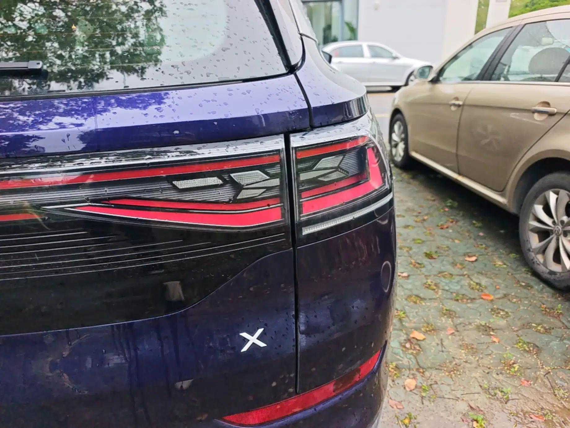 Volkswagen ID.6 X 2021 1st Edition ID. First Impression Edition — миниатюра 7