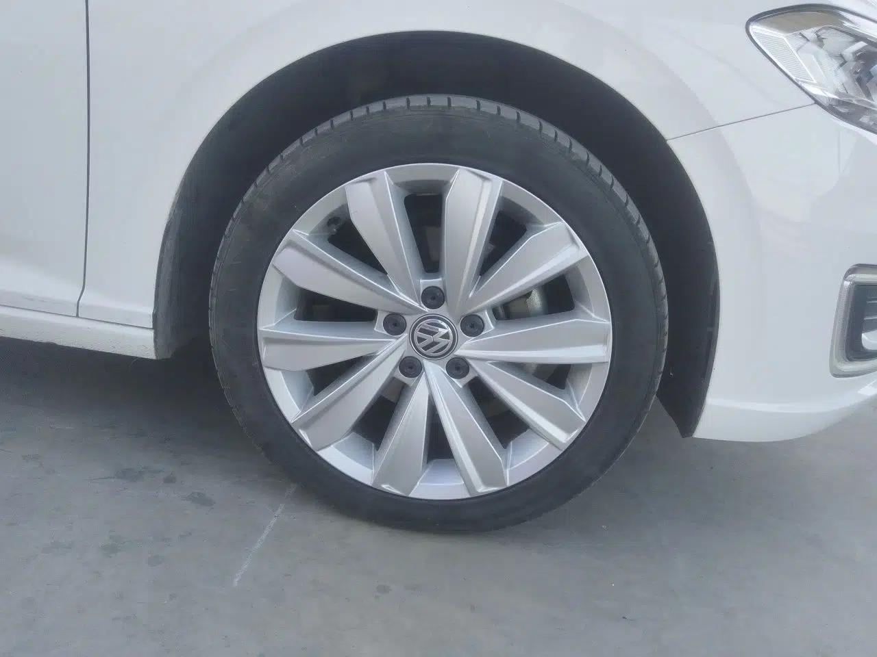 Volkswagen Lavida Pure Electric  — миниатюра 8