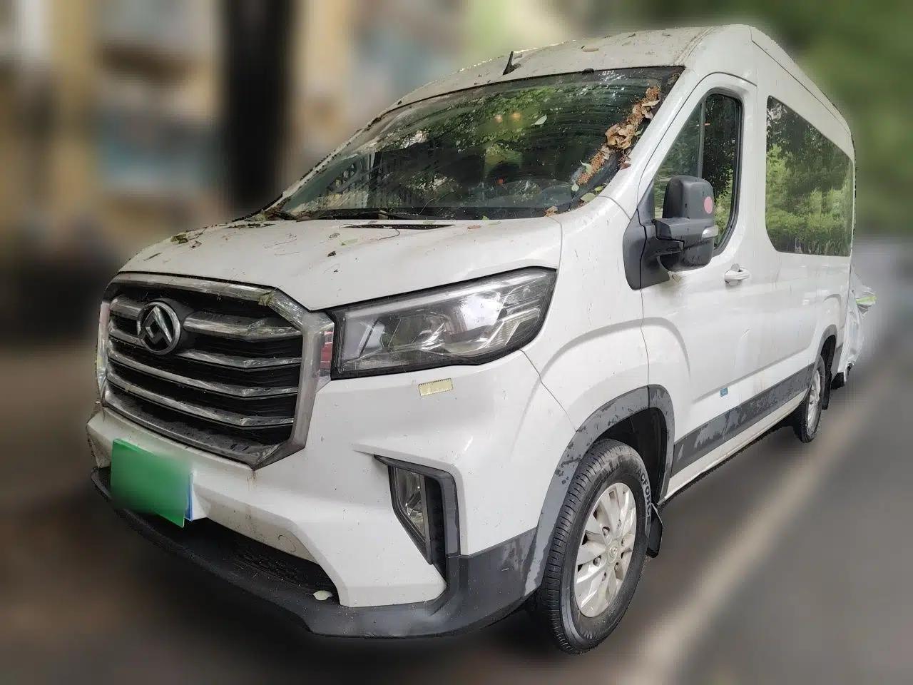 SAIC MAXUS Xintu V90 2022 2.0T Automatic Zhiyun King Rear-Drive Long Wheelbase High-Roof Design with Single Rear Tire—6/7 Seater — миниатюра 1