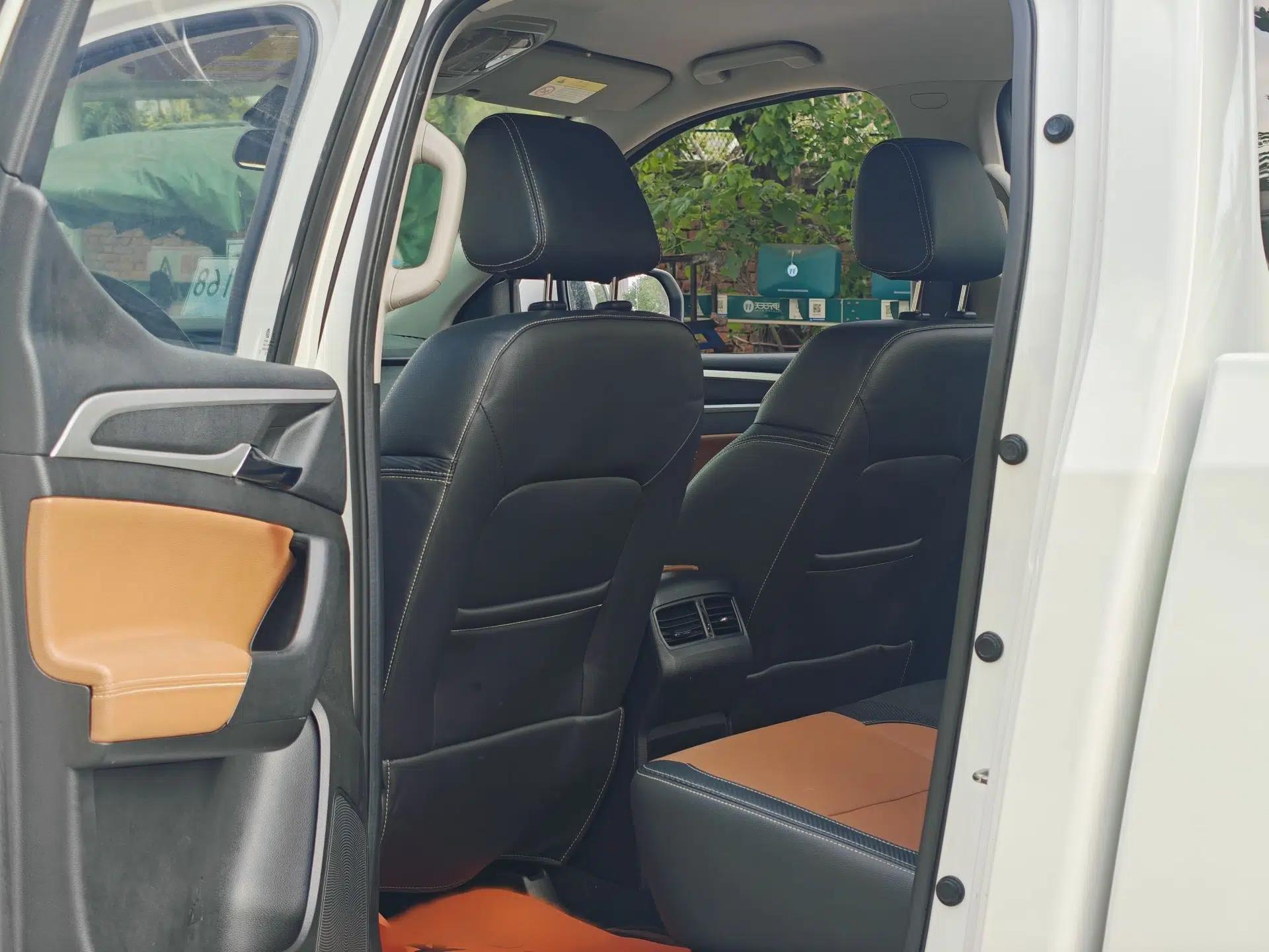 SAIC MAXUS T70 2021 2.0T Diesel Automatic 4x4 Elite Version with Long Bed and High Ground Clearance — миниатюра 20