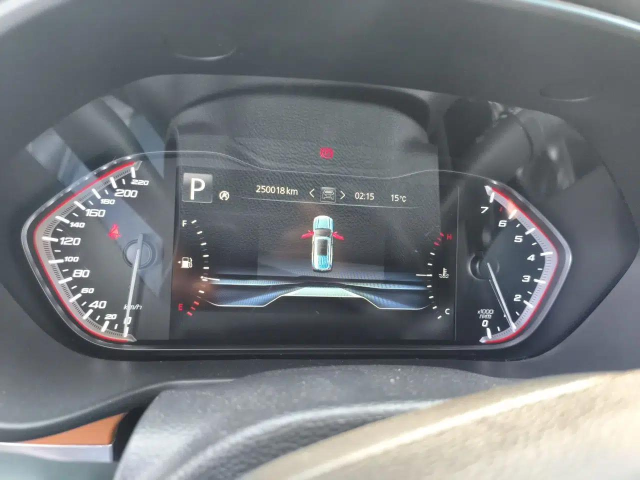 SAIC MAXUS D90 2019 2.0T Automatic 2WD Uranus China VI Standard — миниатюра 12