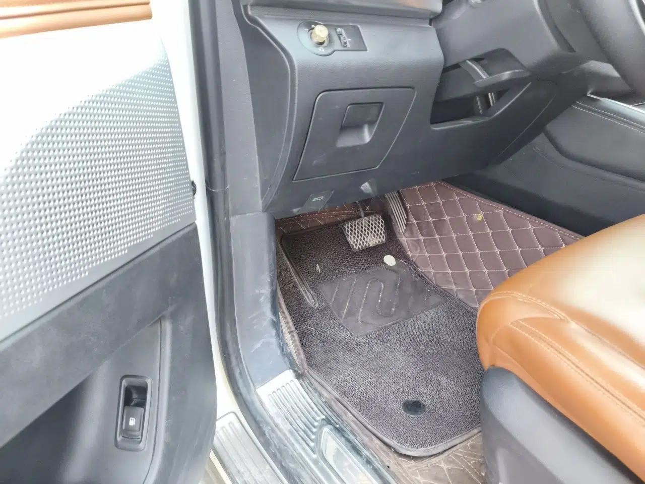 SAIC MAXUS D90 2019 2.0T Automatic 2WD Uranus China VI Standard — миниатюра 17
