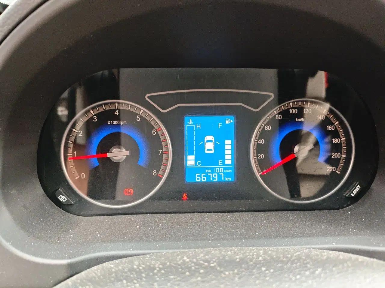 FORTHING S500 2017 1.5L Manual Elite Model — миниатюра 12