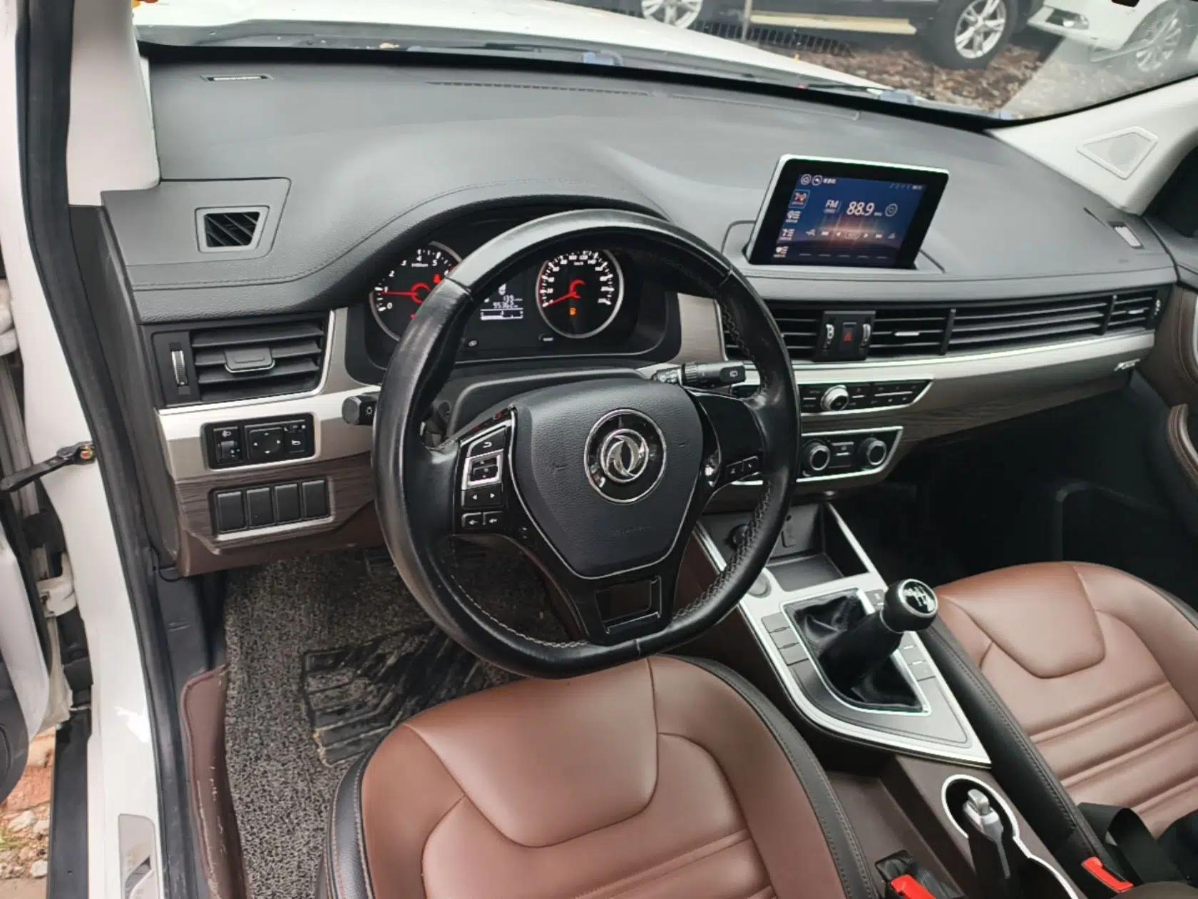 FORTHING SX6 2018 1.6L Manual Luxury Model — миниатюра 13
