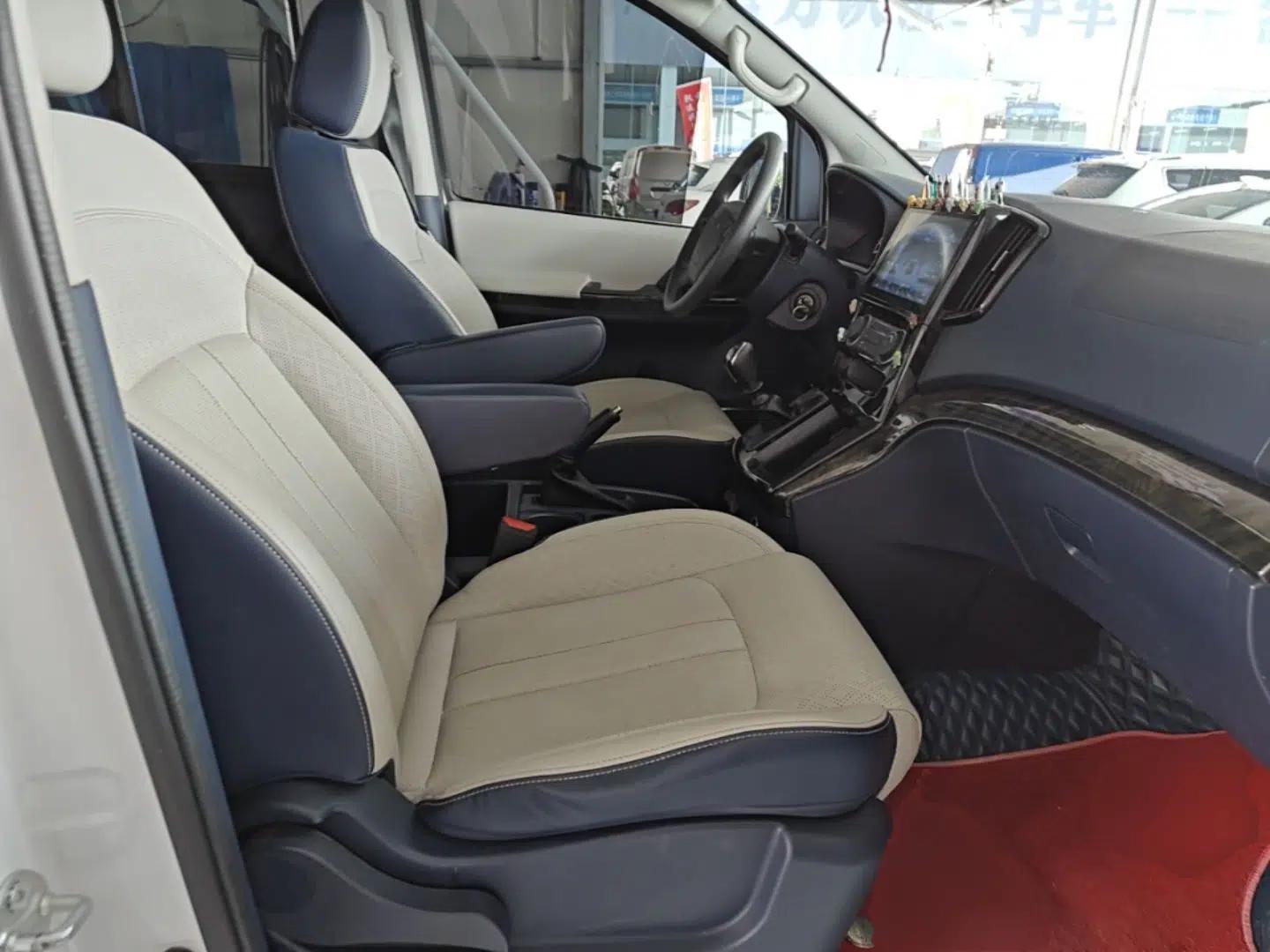FORTHING Lingzhi PLUS 2024 1.5T Manual Luxury 7-Seater — миниатюра 23