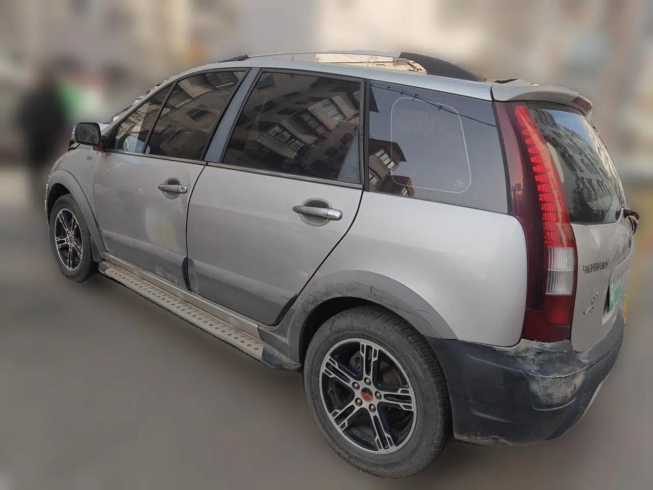 FORTHING Joyear SUV 2012 1.6L Luxury Model — миниатюра 4