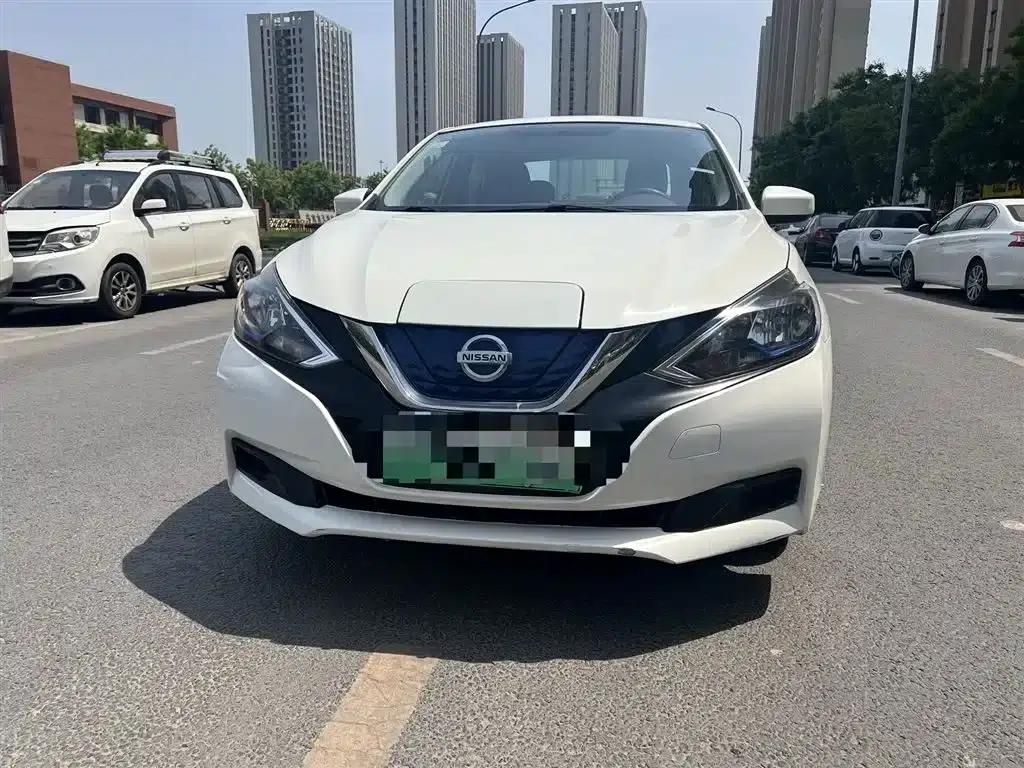 Nissan Sylphy EV 2018 Smart Edition — миниатюра 2