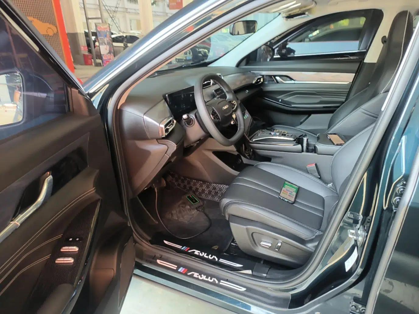Dongfeng Aeolus Mage 2024 HONOR Edition DH-i 1.5T Luxury Model — миниатюра 19