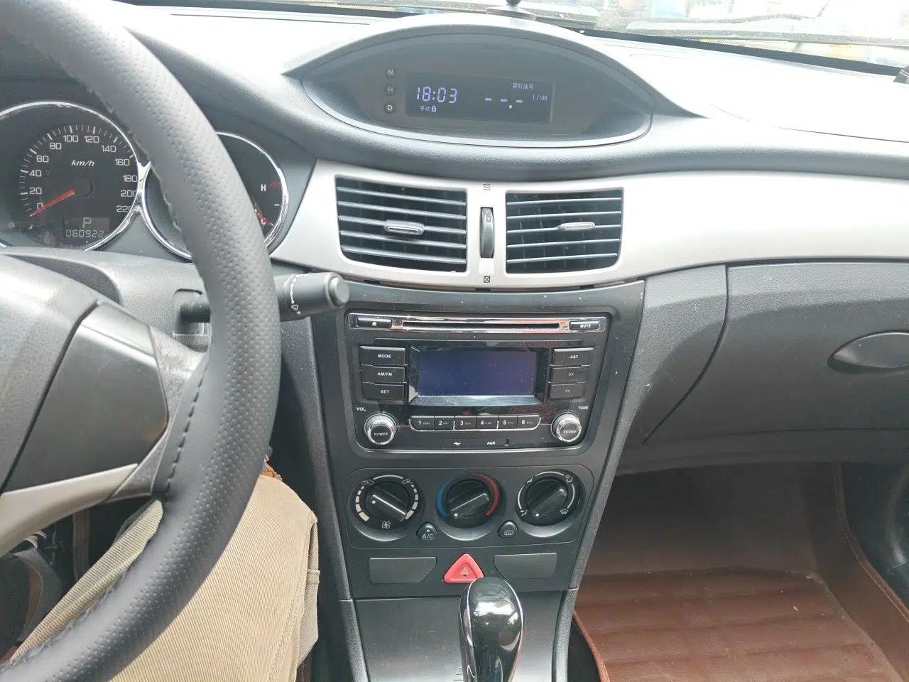 Dongfeng Aeolus H30 2014 CROSS 1.5L Automatic Value Edition — миниатюра 14