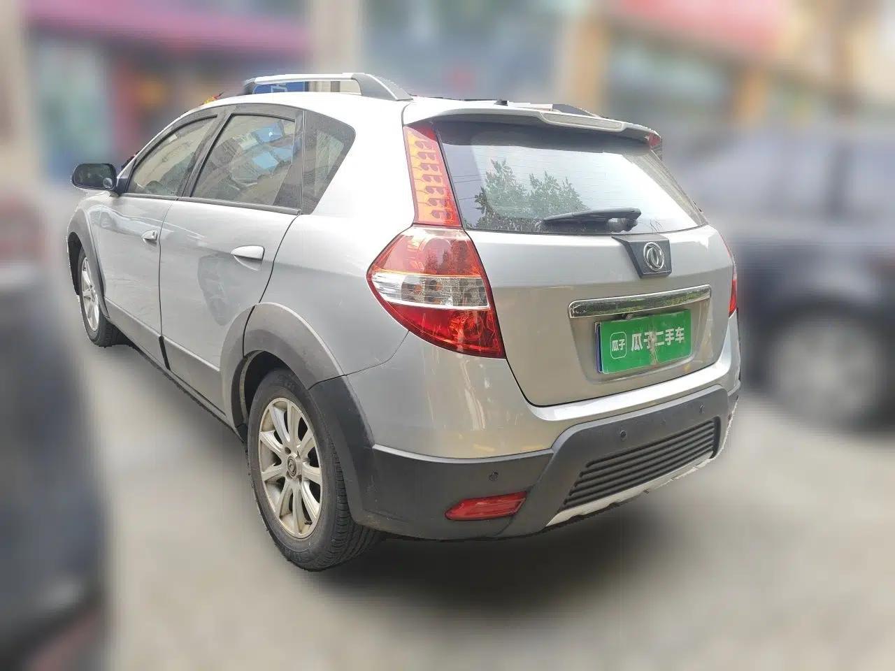 Dongfeng Aeolus H30 2014 CROSS 1.5L Automatic Value Edition — миниатюра 4