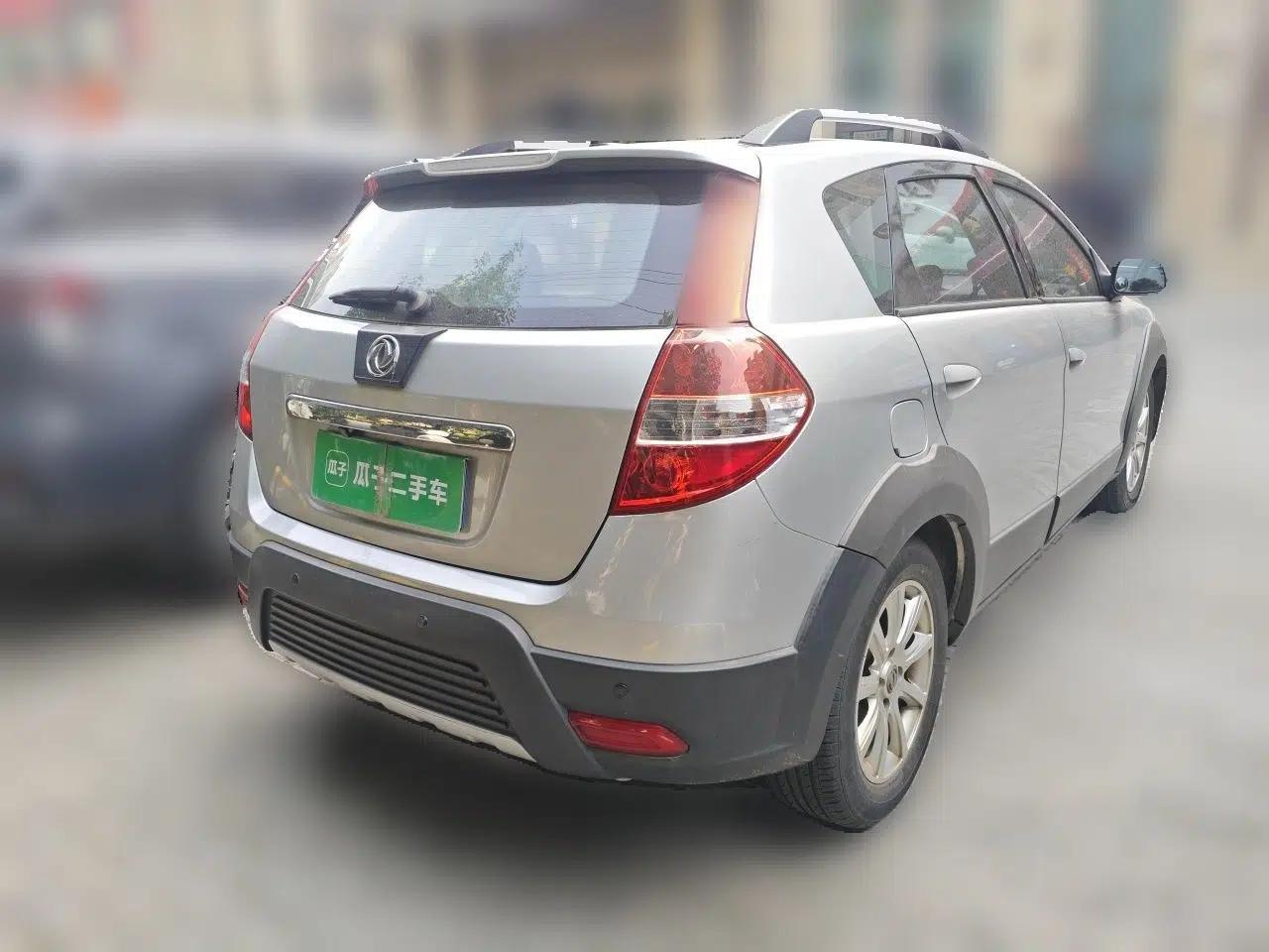 Dongfeng Aeolus H30 2014 CROSS 1.5L Automatic Value Edition — миниатюра 6