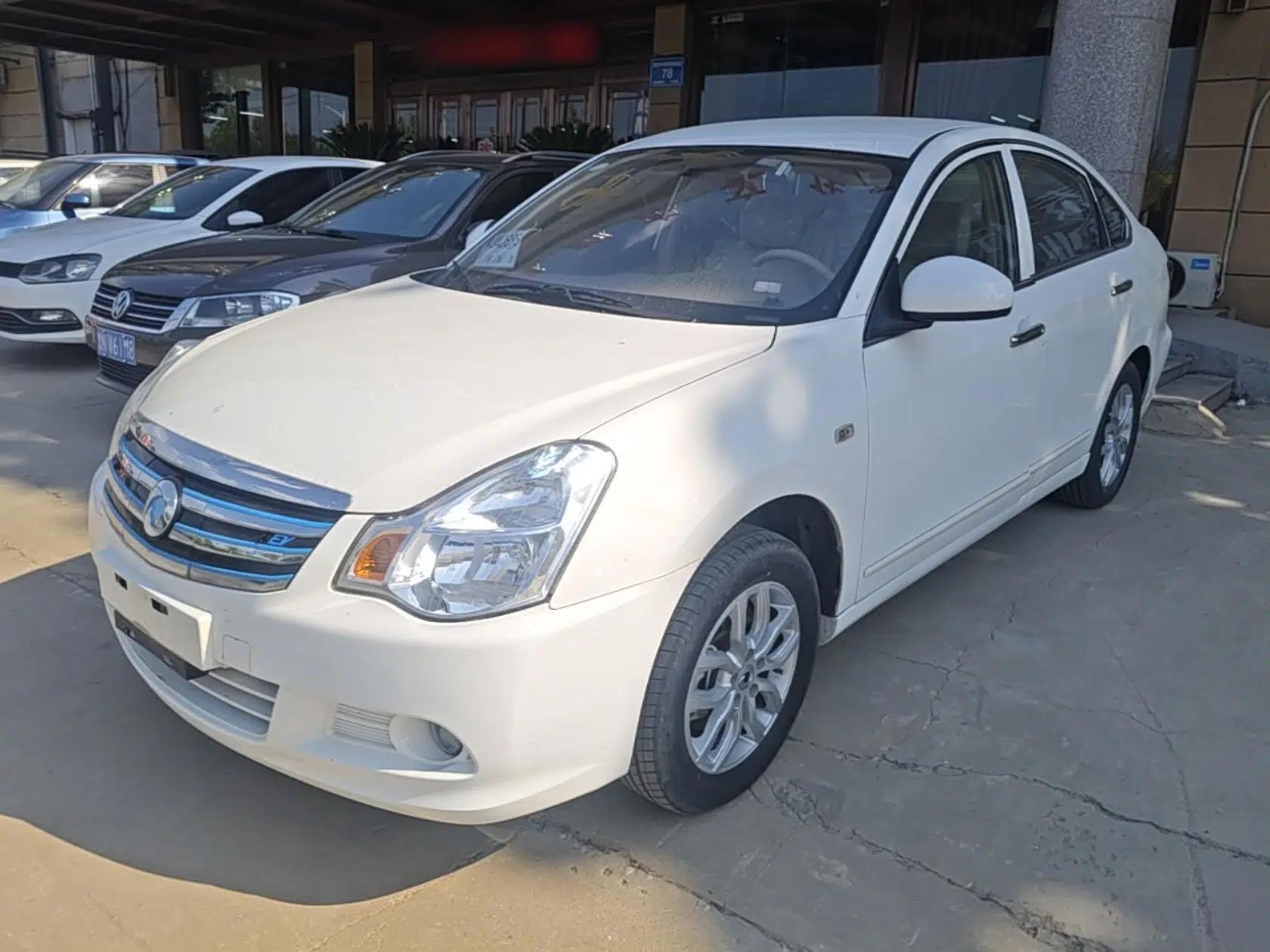 Dongfeng Junfeng E11K 2019 Standard Model — миниатюра 1