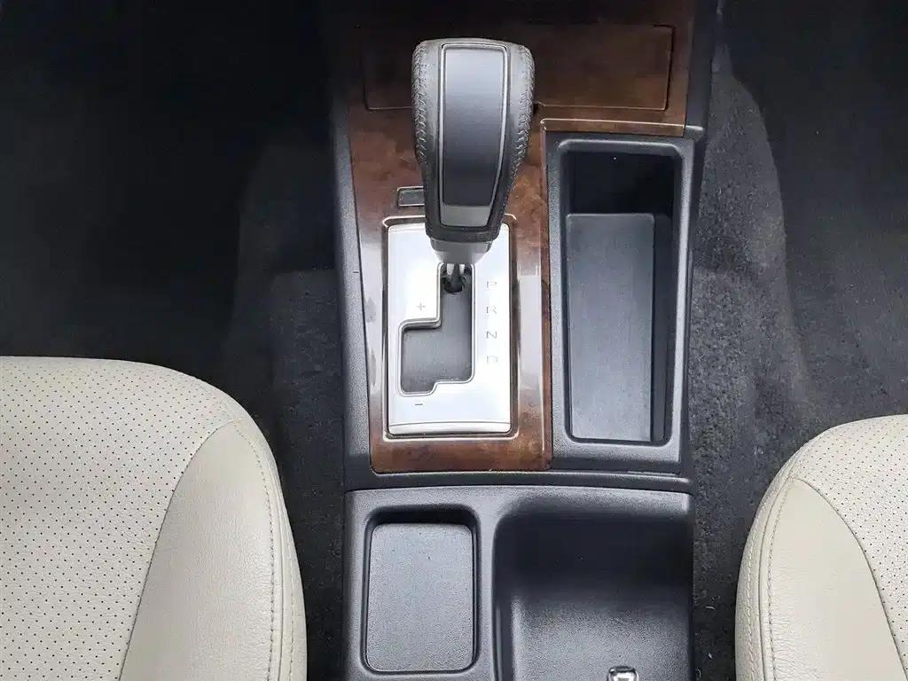 2013 Pajero Sport 3.0L Automatic 2WD Luxury Edition — миниатюра 13